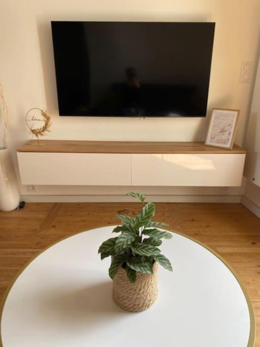 Maison De Ville Avec Terrasse Lion-sur-Mer Extérieur photo