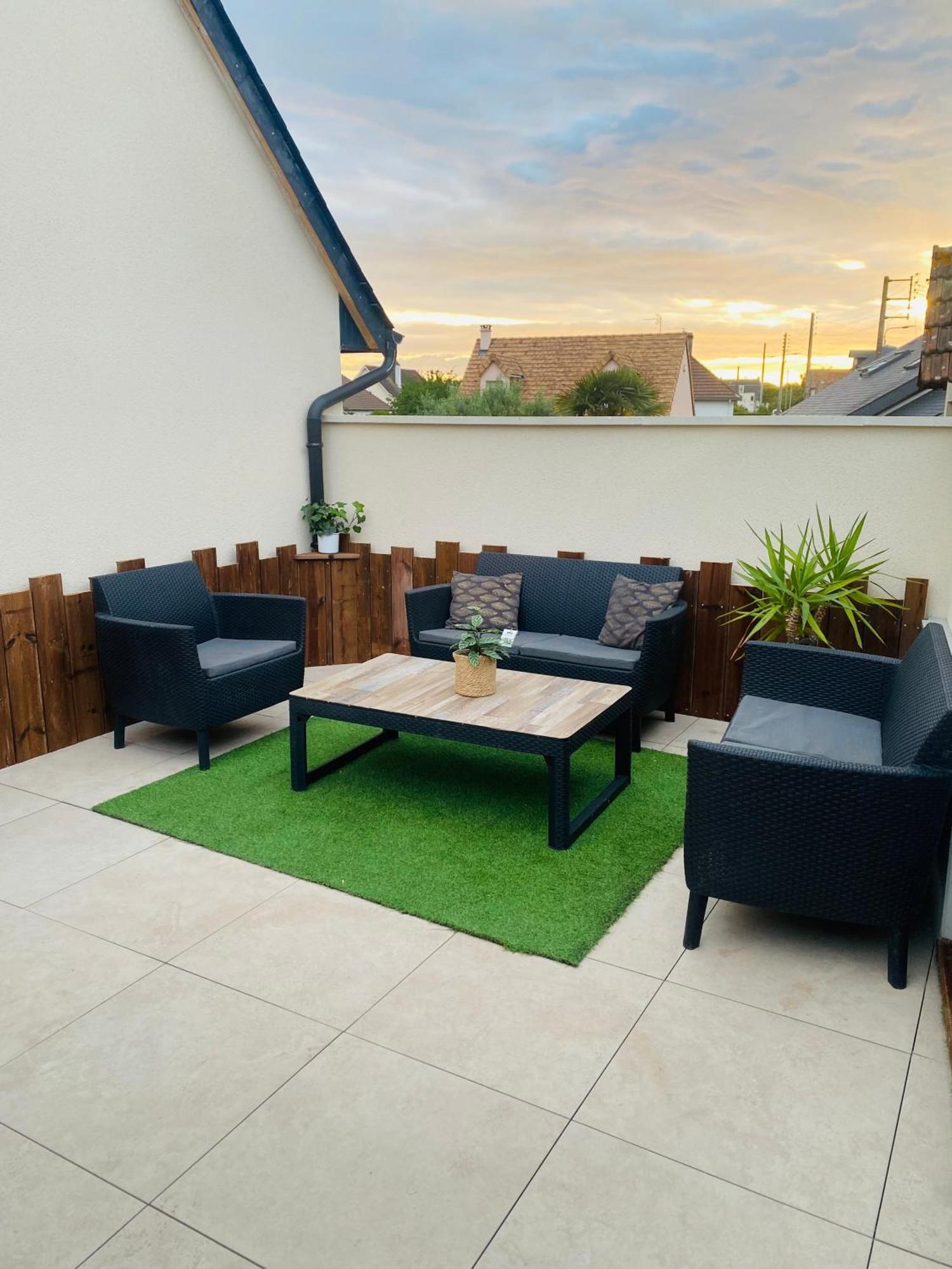 Maison De Ville Avec Terrasse Lion-sur-Mer Extérieur photo